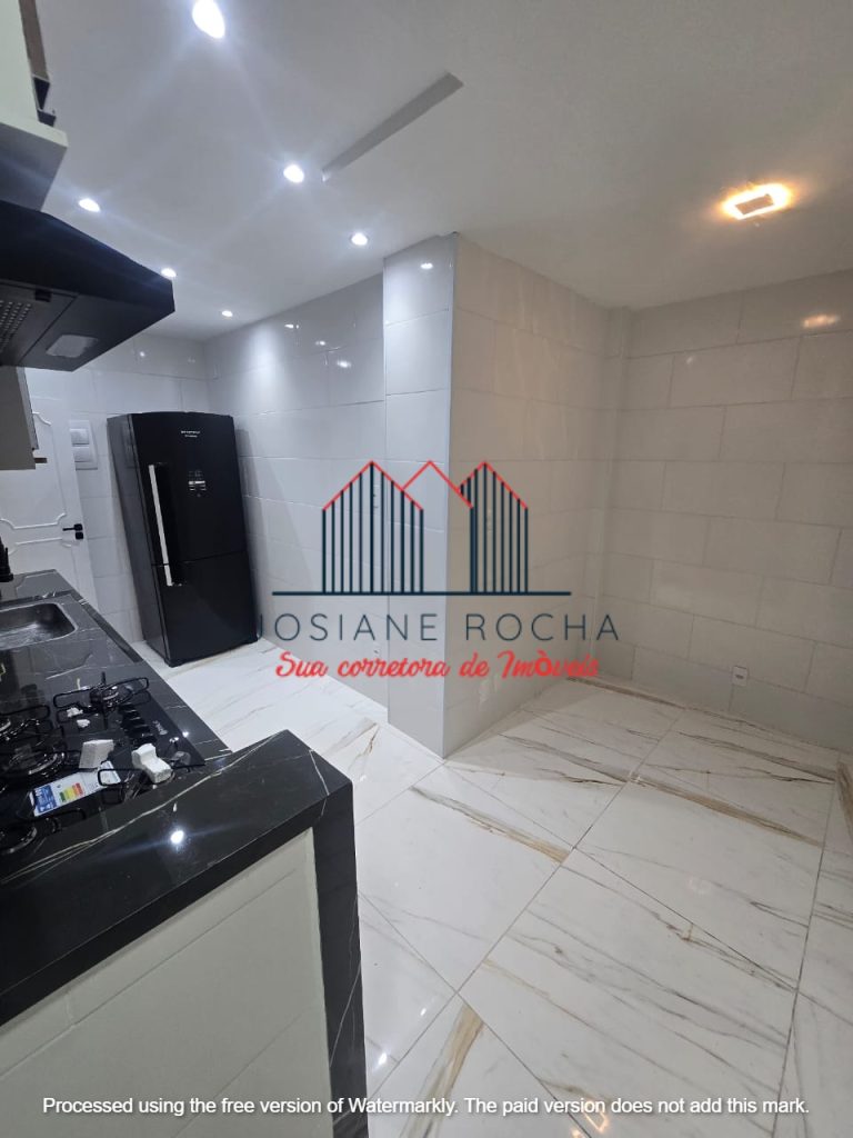 Apartamento com 3 Quartos e Vaga à Venda na Rua Marquês de Abrantes!!! Flamengo!!! RJ