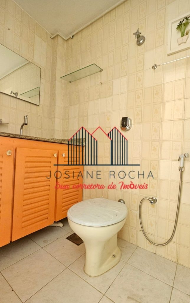 Cobertura 3 Quartos, 3 banheiros e 2 Vagas à Venda no Grajaú!!! Próximo a Praça Verdun!!!
