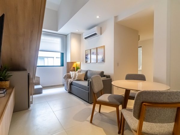 Apartamento com 2 Quartos e 2 banheiros à Venda, 68 m² por R$ 1.370.677