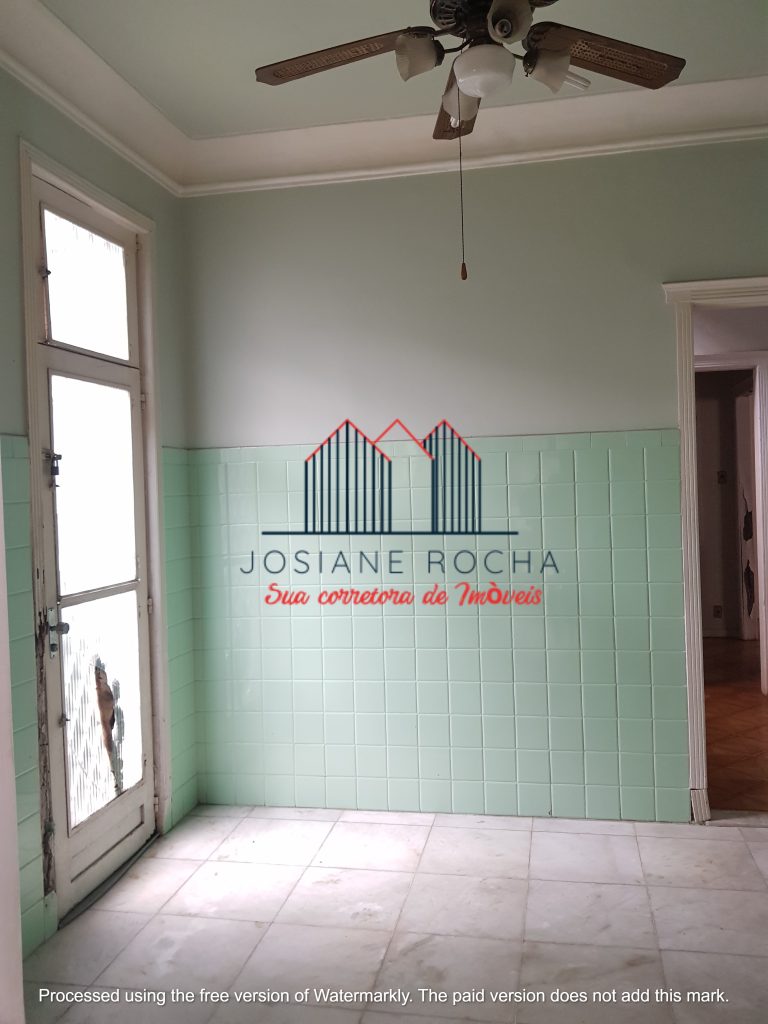 Casa Duplex com 4 Quartos, suíte e Vaga à Venda na Tijuca!!! Próximo ao Metrô!!!