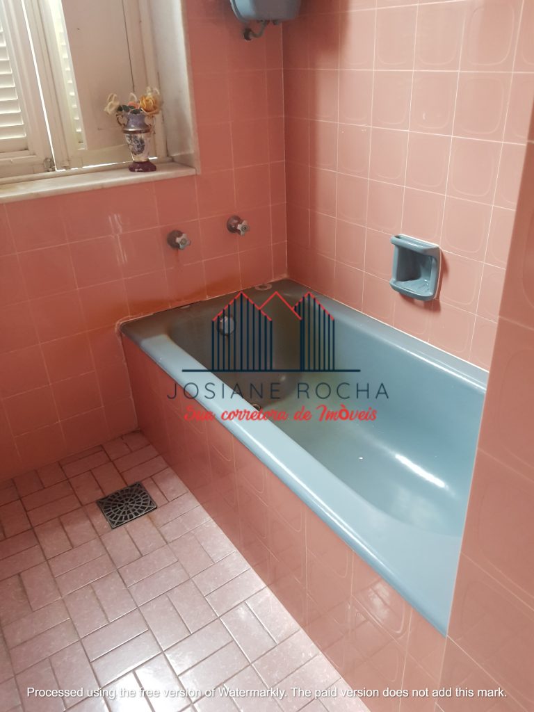 Casa Duplex com 4 Quartos, suíte e Vaga à Venda na Tijuca!!! Próximo ao Metrô!!!