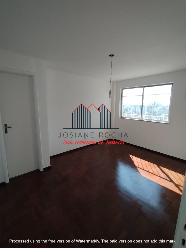 Cobertura com 3 Quartos, 2 Suítes e 3 Vagas à Venda na Tijuca!!! Próximo ao Largo da Usina!!!