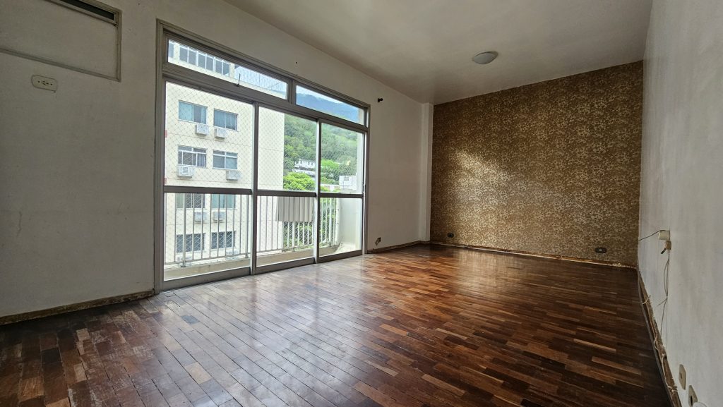 Apartamento com 3 Quartos, Suíte, Varanda e 2 Vagas à Venda na Tijuca!!! Próximo a C. Bonfim!! – rj
