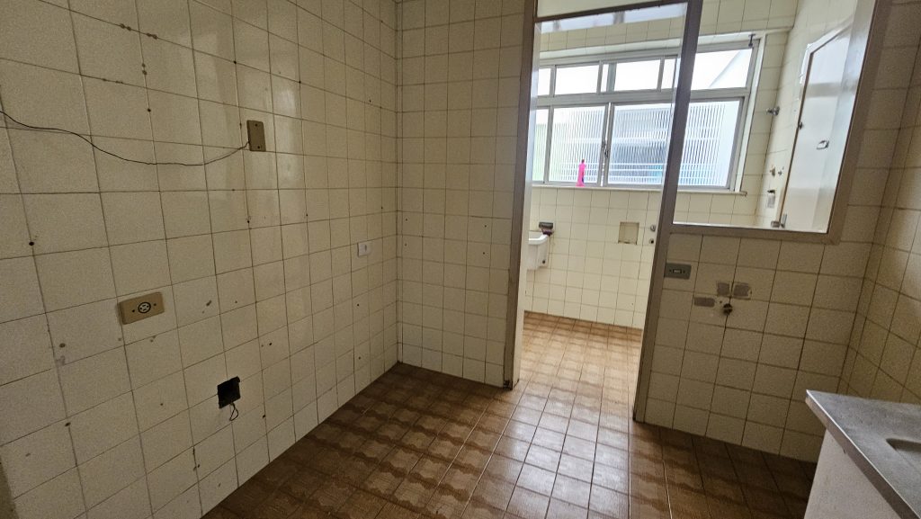 Apartamento com 3 Quartos, Suíte, Varanda e 2 Vagas à Venda na Tijuca!!! Próximo a C. Bonfim!! – rj
