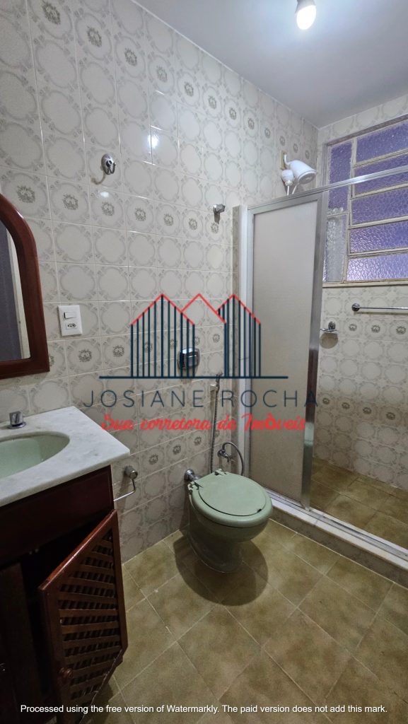 Casa com 4 Quartos, 2 Suítes, Quintal e Vaga à venda na Tijuca!!! 236m²