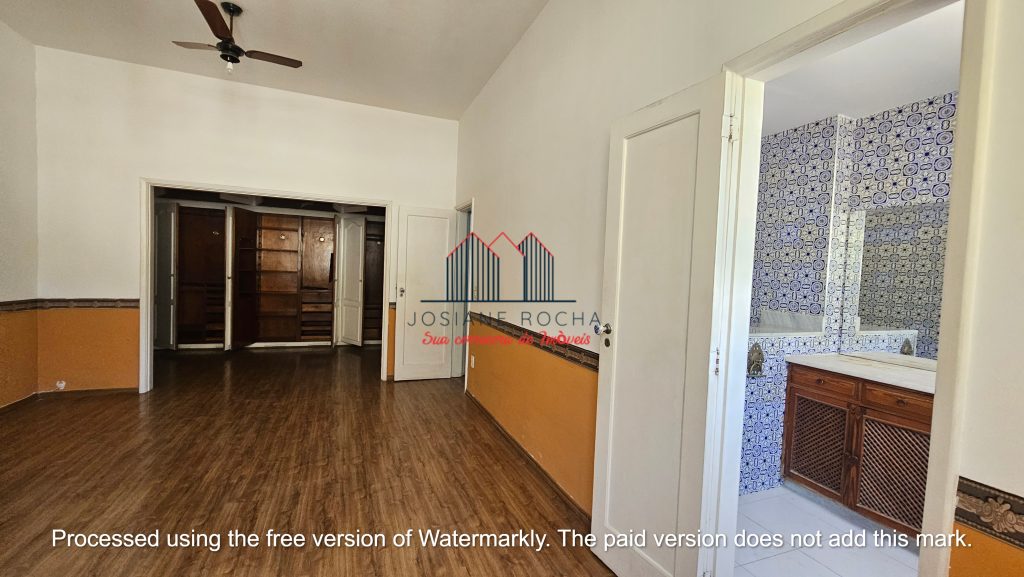 Casa com 4 Quartos, 2 Suítes, Quintal e Vaga à venda na Tijuca!!! 236m²