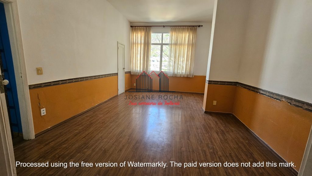 Casa com 4 Quartos, 2 Suítes, Quintal e Vaga à venda na Tijuca!!! 236m²