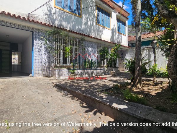 Casa com 4 Quartos, 2 Suítes, Quintal e Vaga à venda na Tijuca!!! 236m²