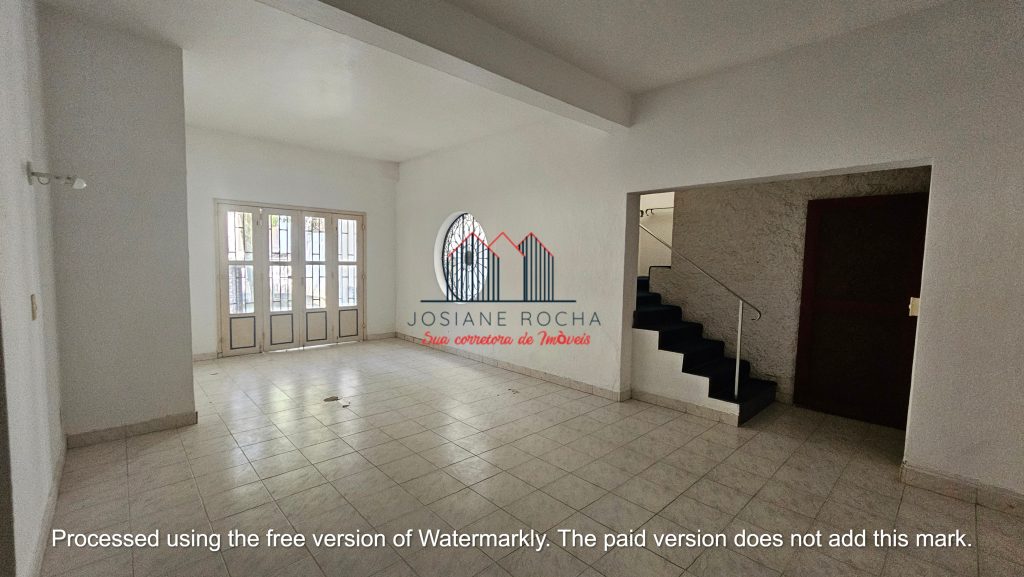 Casa com 4 Quartos, 2 Suítes, Quintal e Vaga à venda na Tijuca!!! 236m²