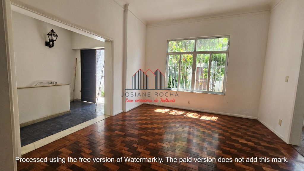 Casa com 4 Quartos, 2 Suítes, Quintal e Vaga à venda na Tijuca!!! 236m²