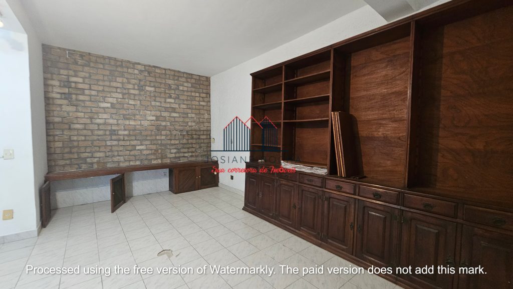 Casa com 4 Quartos, 2 Suítes, Quintal e Vaga à venda na Tijuca!!! 236m²