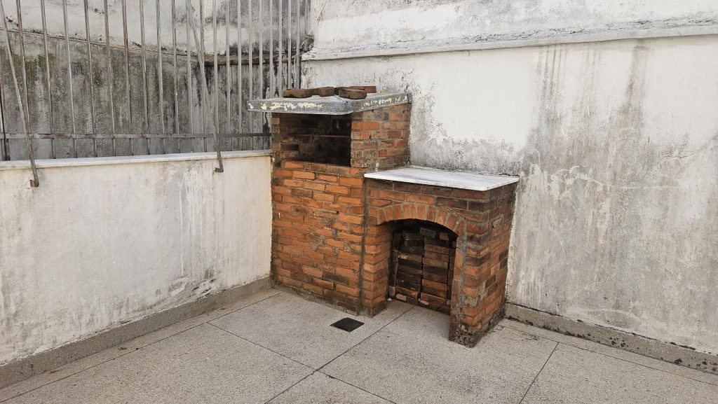 Venda/Locação!!! Apto. 2 Quartos, Suíte, Varanda e Vaga à Venda na Tijuca!!! Próximo ao Largo da Usina!!!