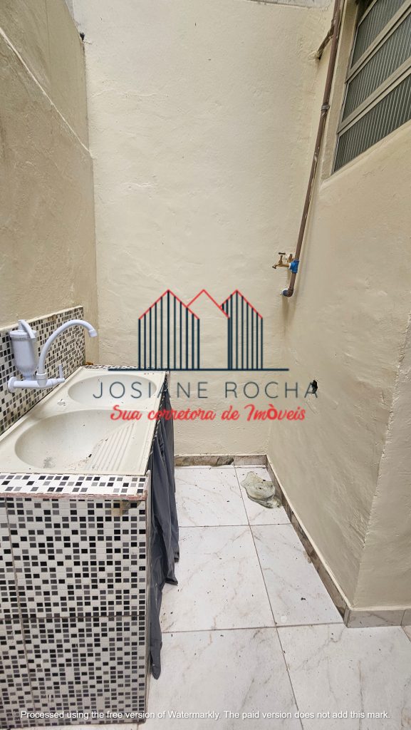 Apartamento1 Quarto, Área de serviço e Área externa à Venda na Tijuca! Próximo ao Hospital da Ordem!!