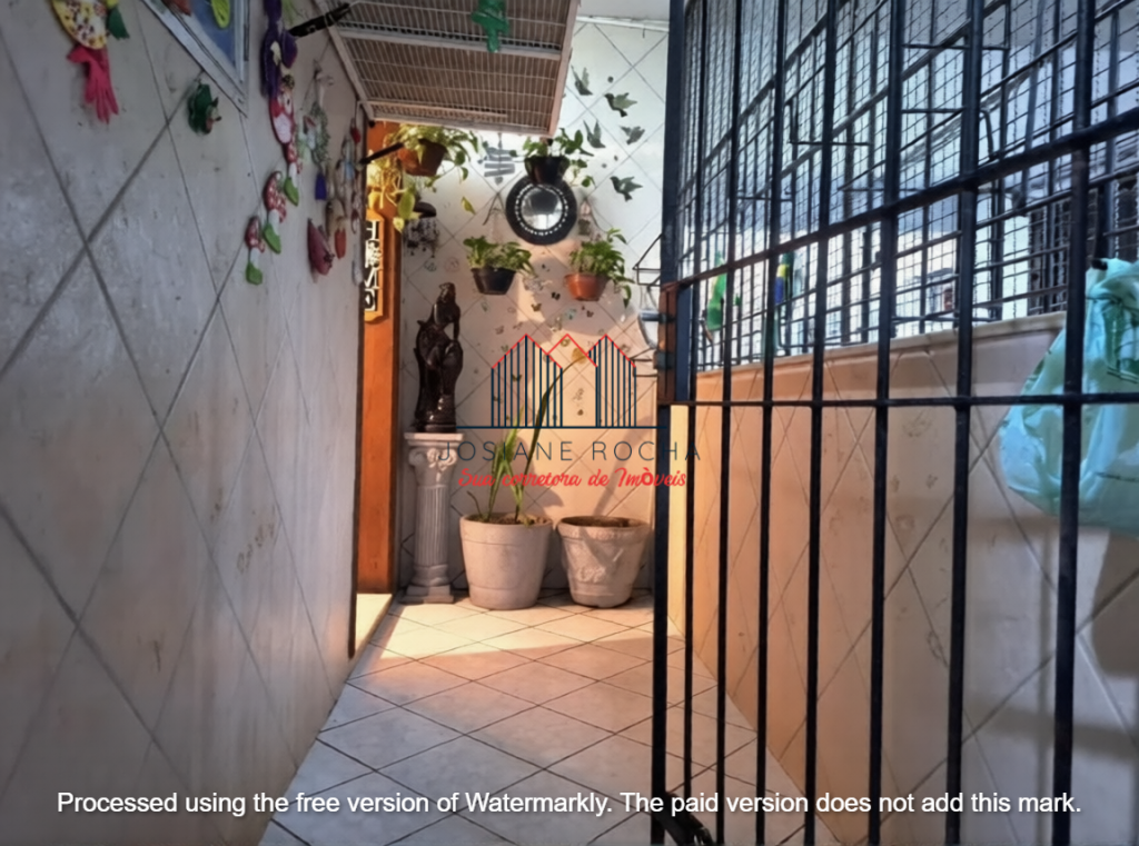 Apto. Tipo Casa 3 Quartos, 1 Vaga e Área Externa à Venda no Grajaú!!! Próximo a Praça Edmundo Rego!!! rj