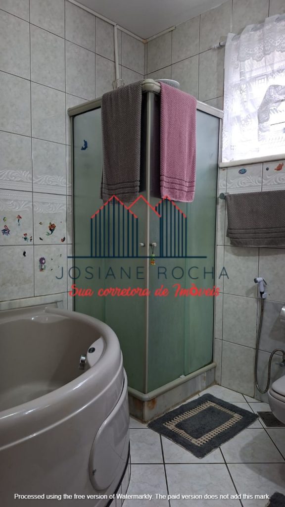 Apto. Tipo Casa 3 Quartos, 1 Vaga e Área Externa à Venda no Grajaú!!! Próximo a Praça Edmundo Rego!!! rj