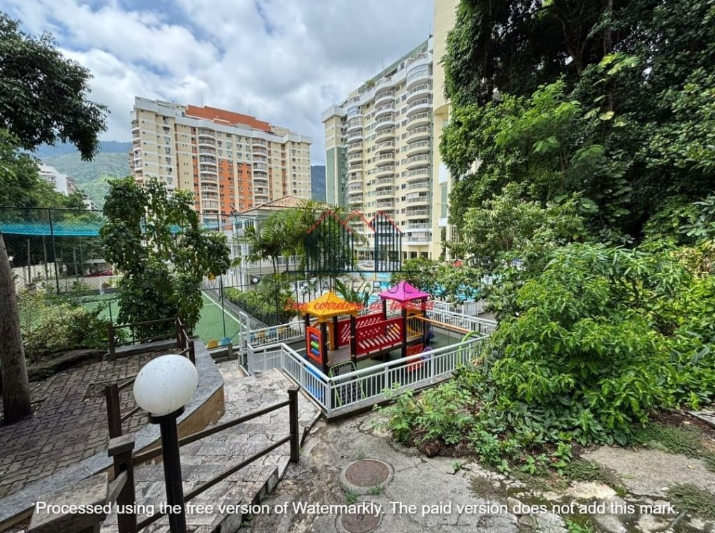 Cobertura 4 Quartos, 2 Suítes e 2 Vagas à Venda na Tijuca!!! Próximo ao Metrô Uruguai!!! rj