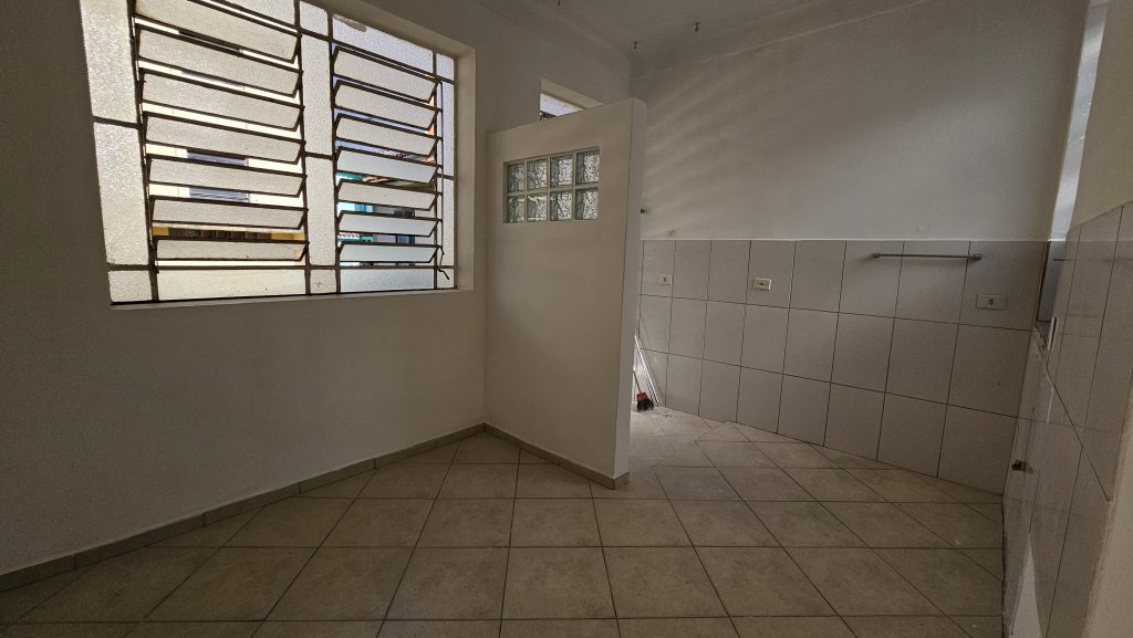 Venda/Locação!! Casa com 4 Quartos, Varanda e 2 Vagas no Grajaú!!! Próximo ao Largo Verdun!!