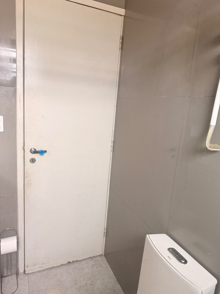 Apto. 2 Quartos, varanda e vaga à Venda em Vila Isabel!! Próximo a Praça Barão de Drumond!!!